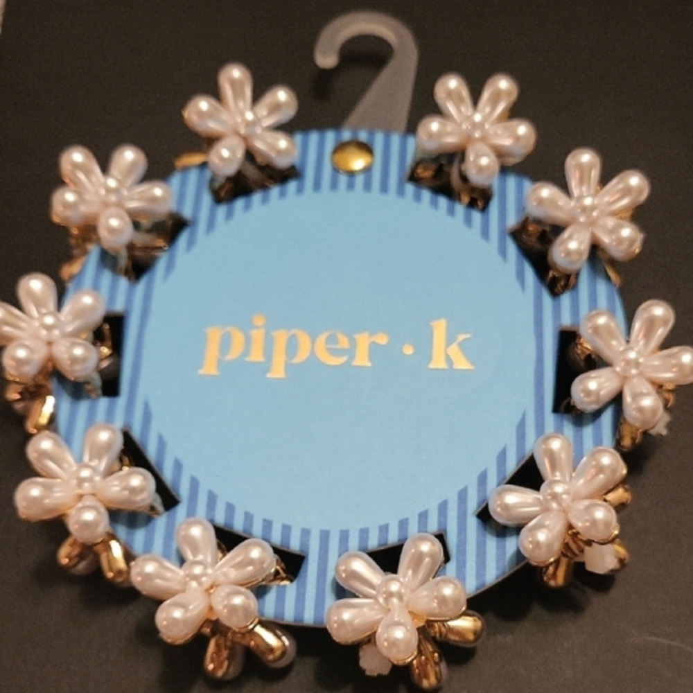 Piper K PEARL FLOWER HAIR CLIP Gold and WHITE BRAND NEW Li